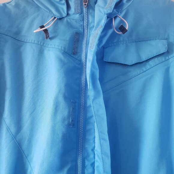 Women's Volcom Light Blue Snowboarding Jacket - Picture 8 of 8